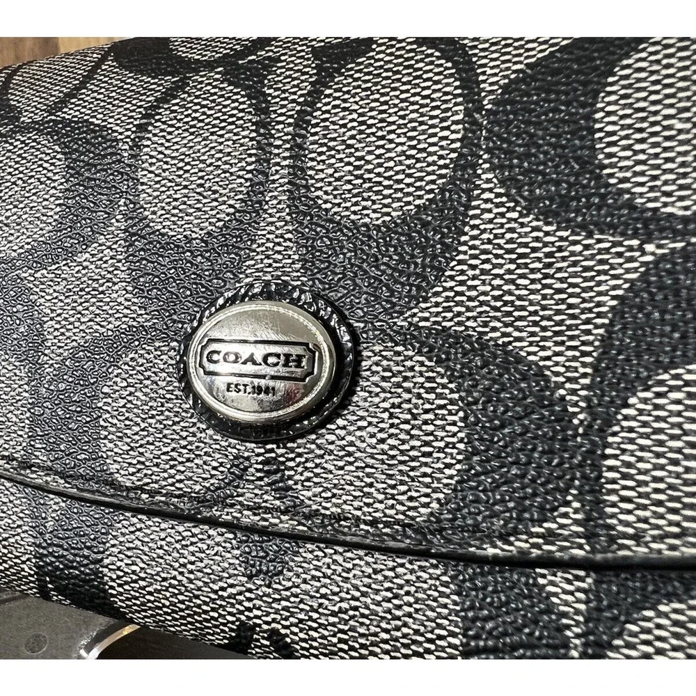 Coach Signature Peyton Slim Envelope Wallet Black Gray Snap Closure F49154 - Picture 7 of 10